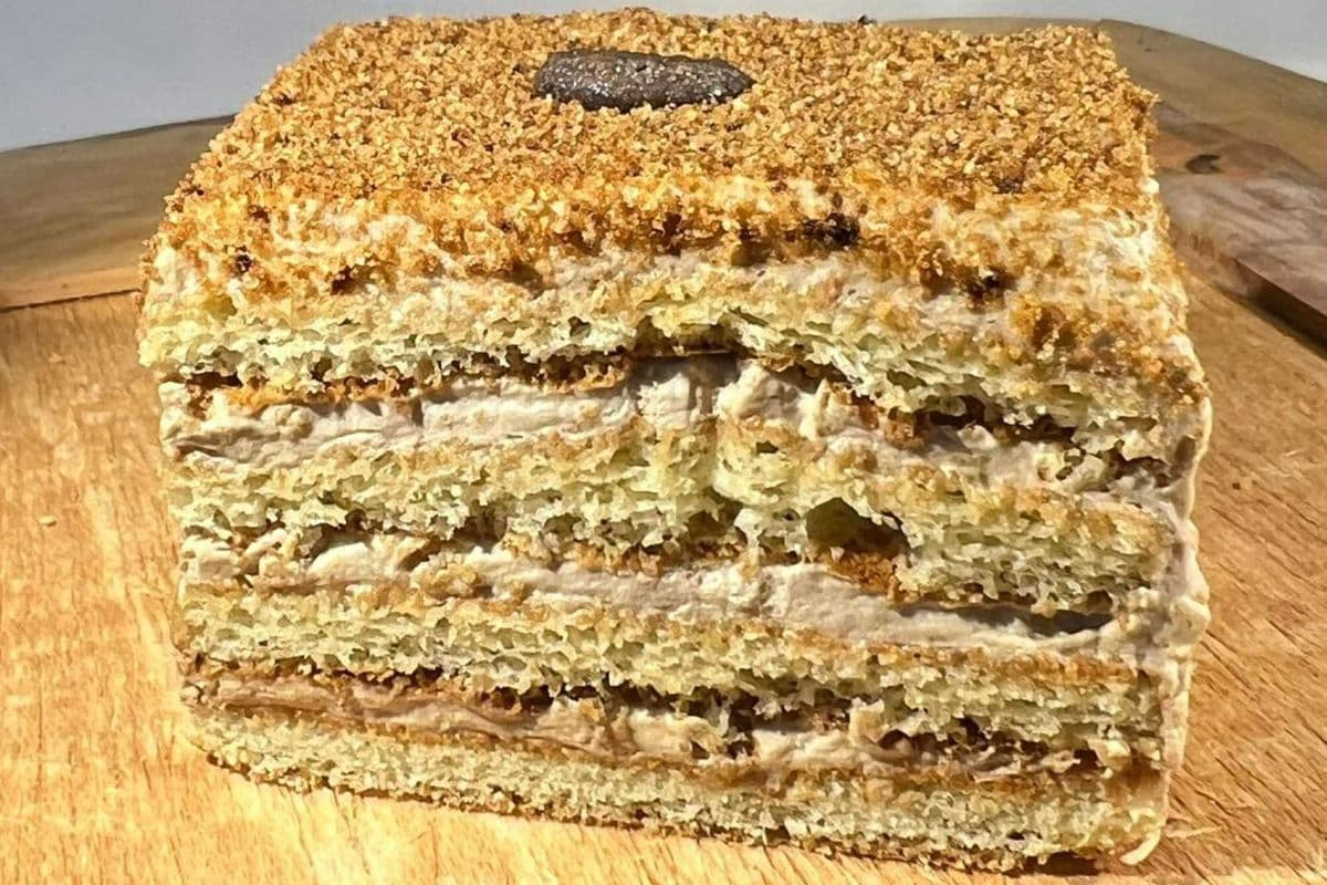 Cappuccino Mini Square Cake (One Piece)