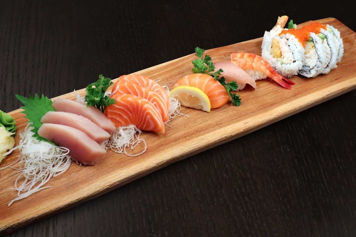 Sushi and Sashimi Combo B