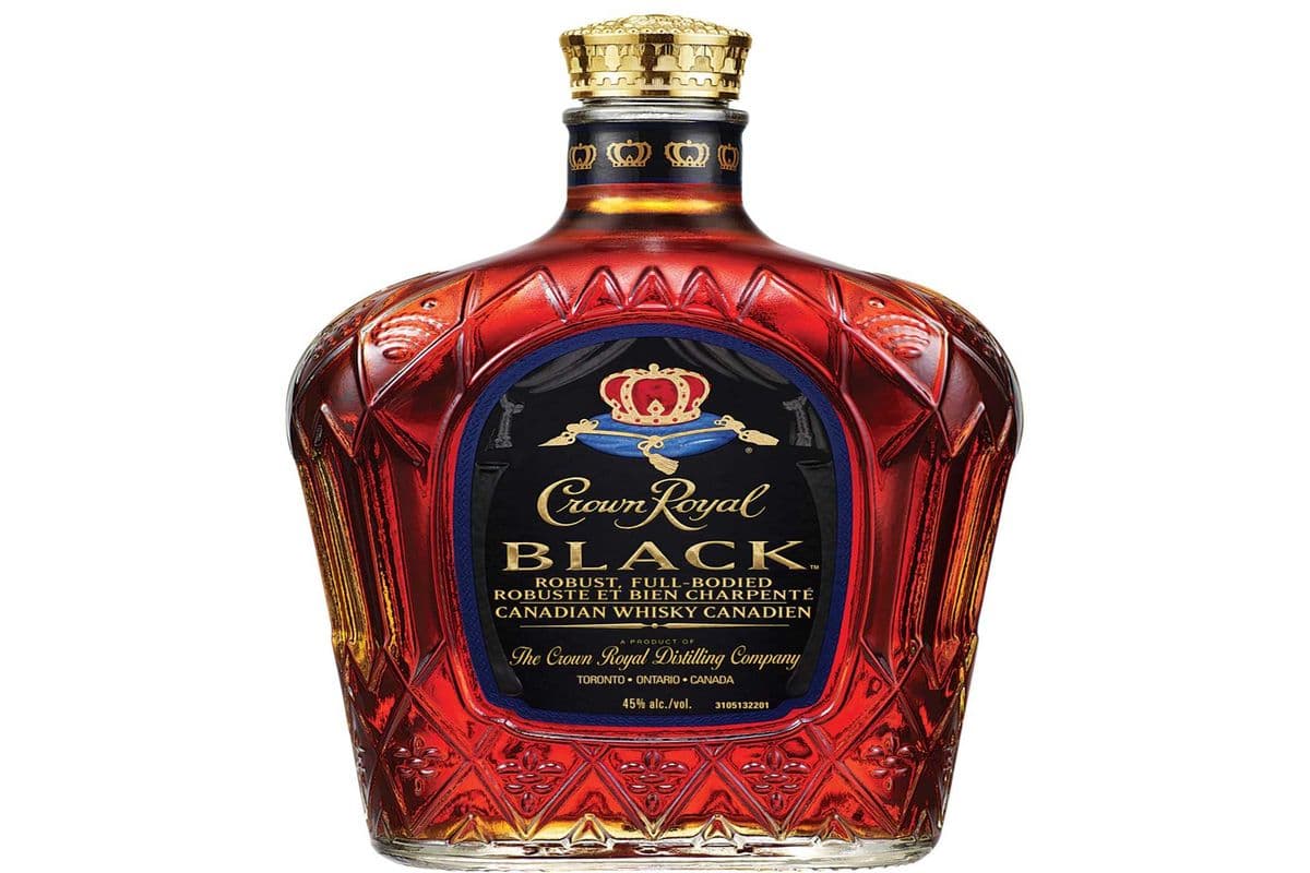 Crown Royal Black 750 ML (1 x 750ML)