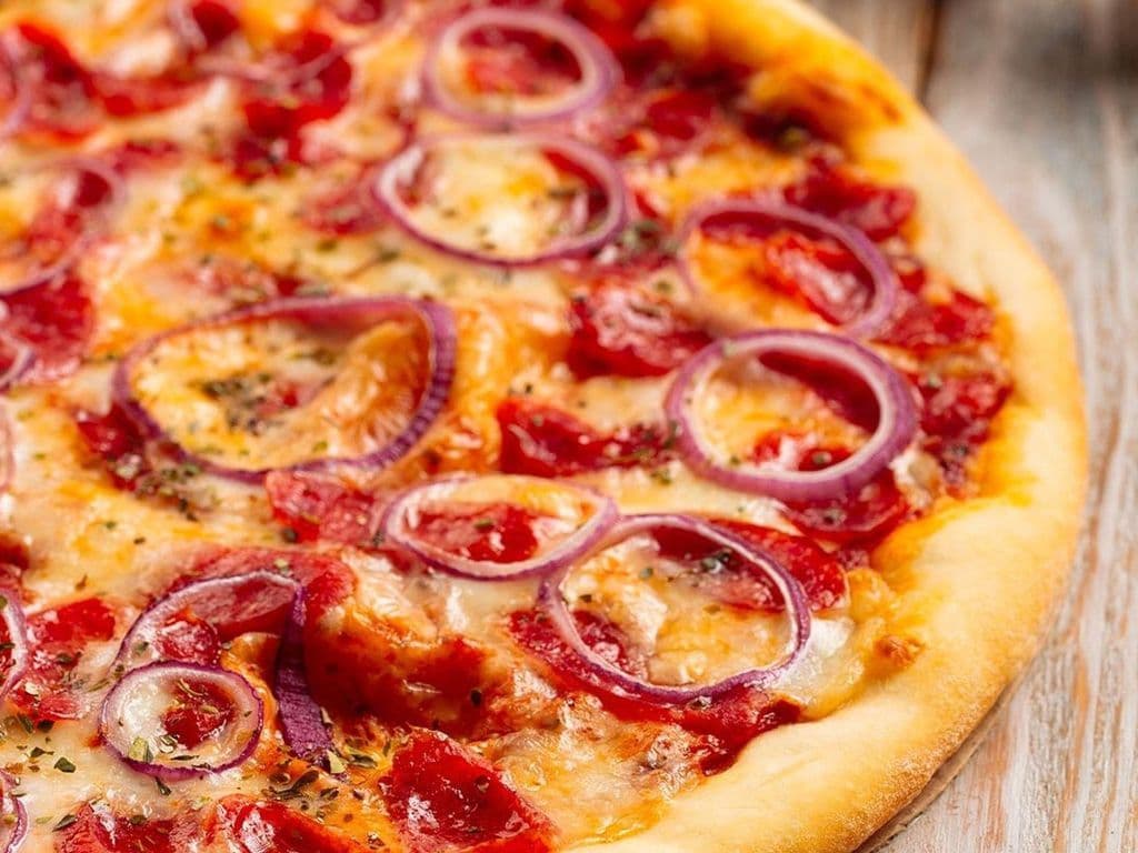 Mad Italian Pizza (Medium)