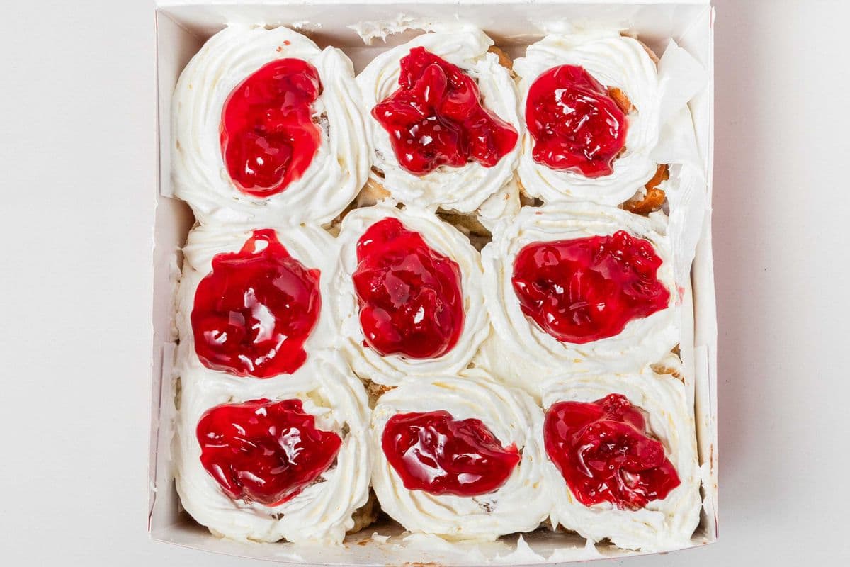 Mini Cherry Roll (9 Pk)