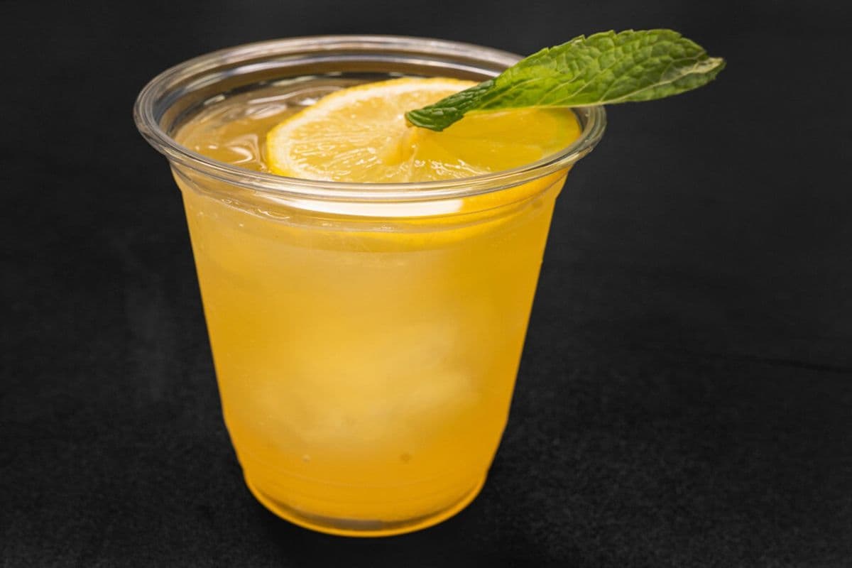 Peach Bellini Mocktail