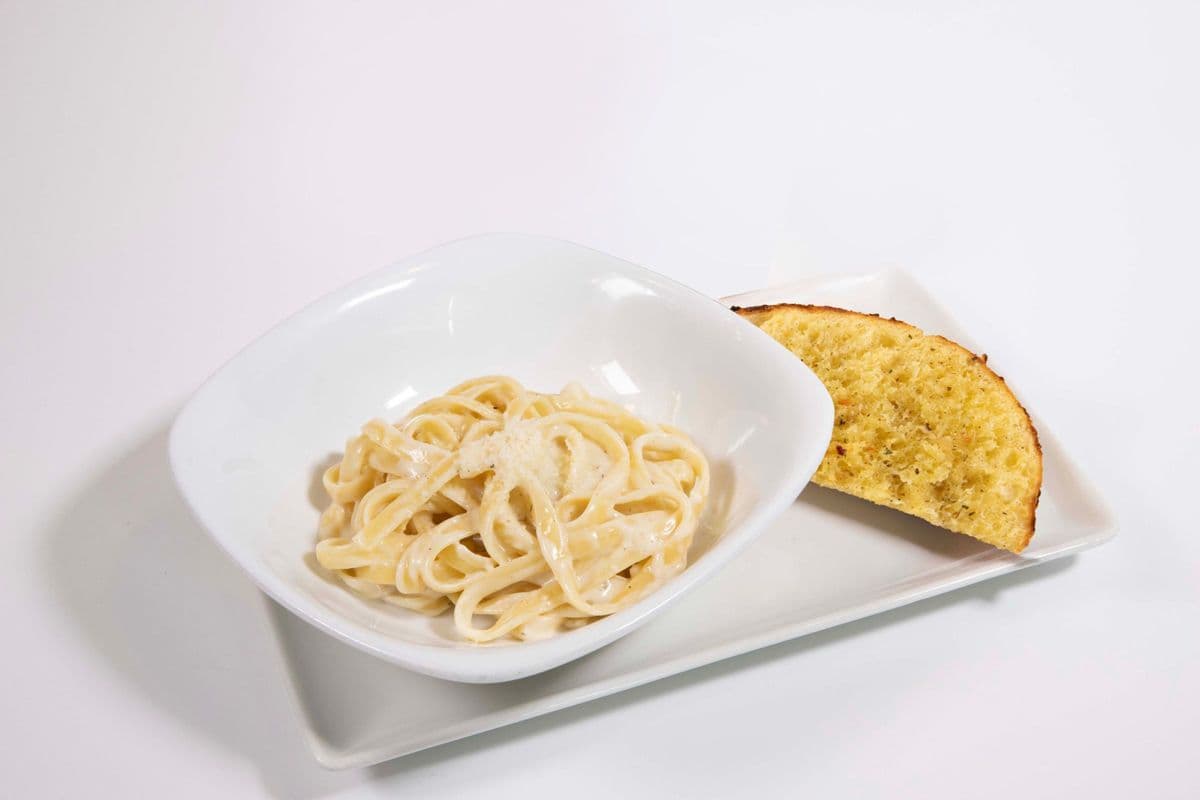 Kids Fettuccine Alfredo