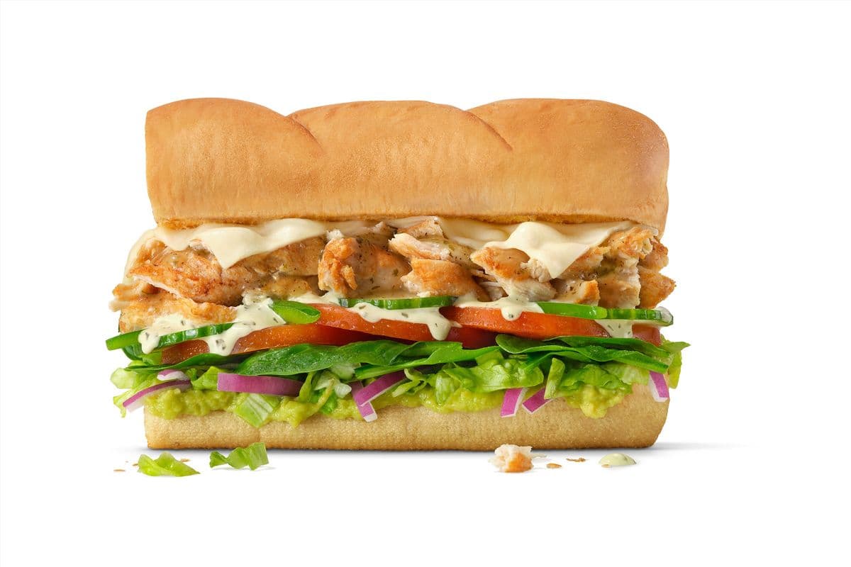 6" Green Goddess Rotisserie-Style Chicken Sub (500 Cals)