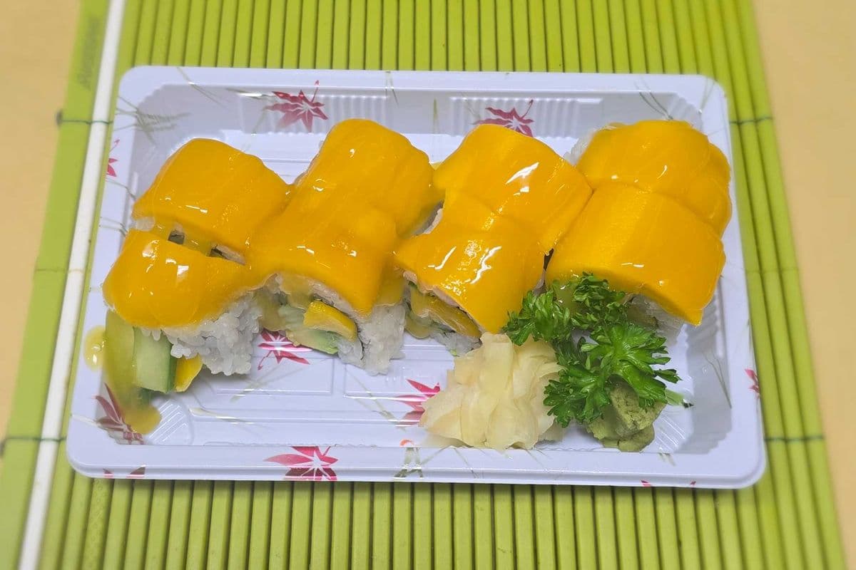 Mango Paradise Roll