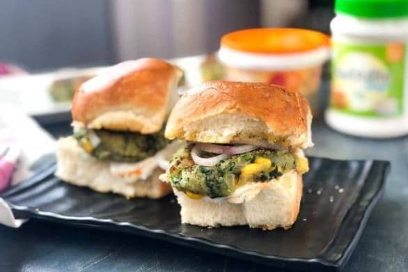 Tikki pav sliders 2 pcs