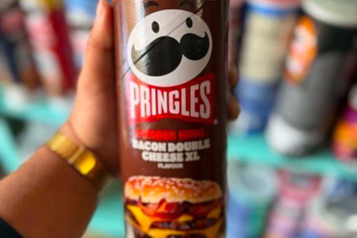 Pringles x Burger King Bacon Double Cheese XL 165g – Imported British Chips