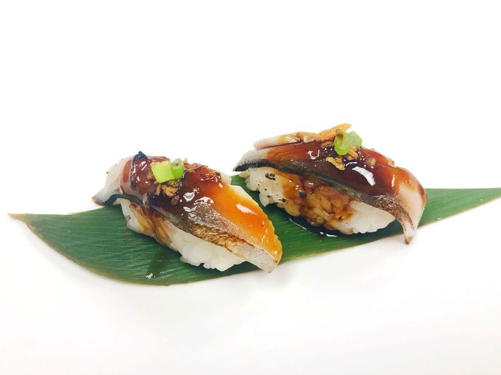 Roasted Mackerel Sushi (2pc)