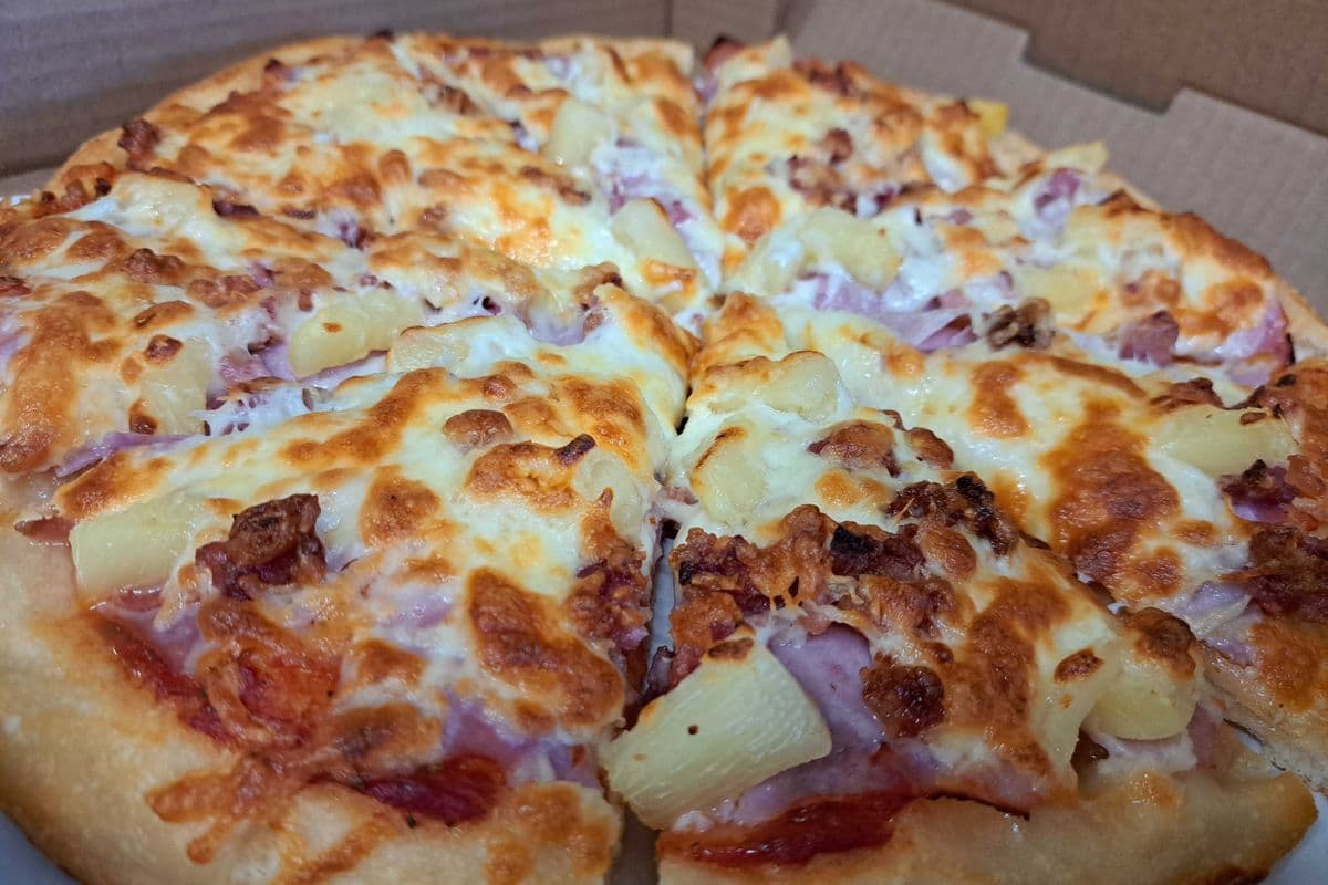 12" Traditional Smoke Show Pizza