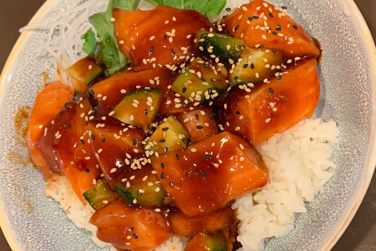 Spicy Salmon Don(10 pcs)