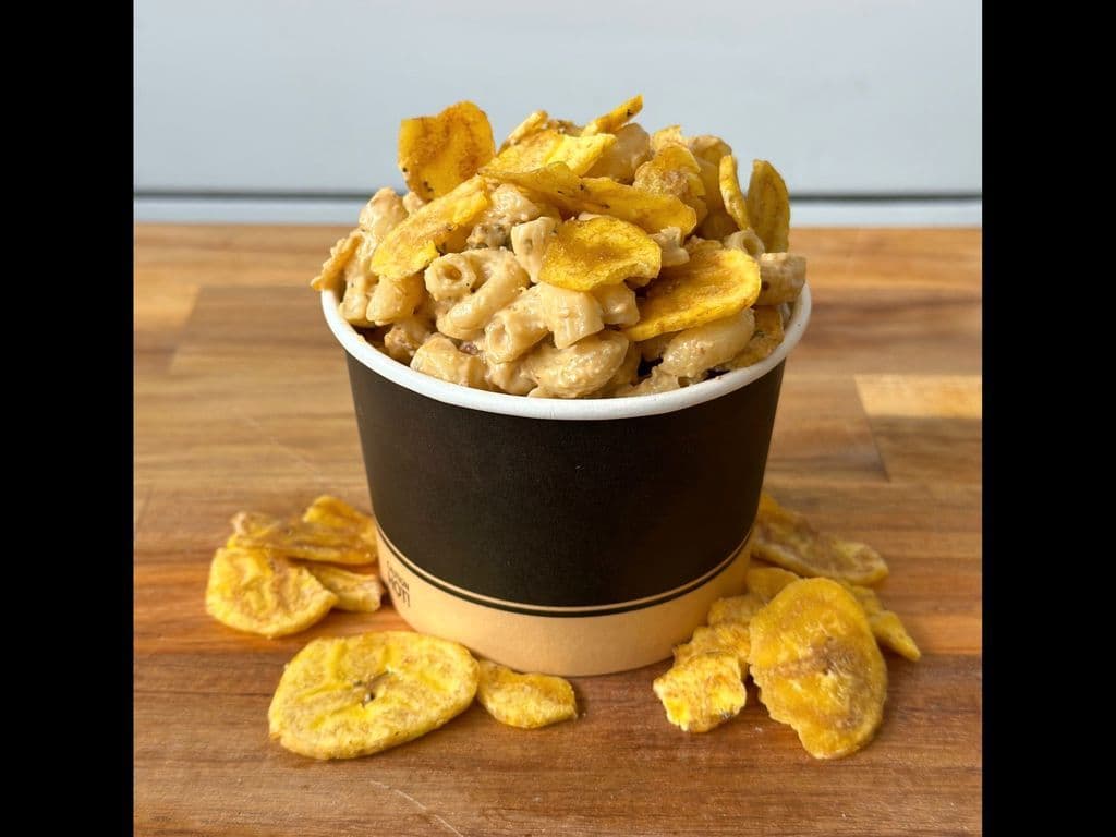 Jerk Mac and Cheeze *Spicy*
