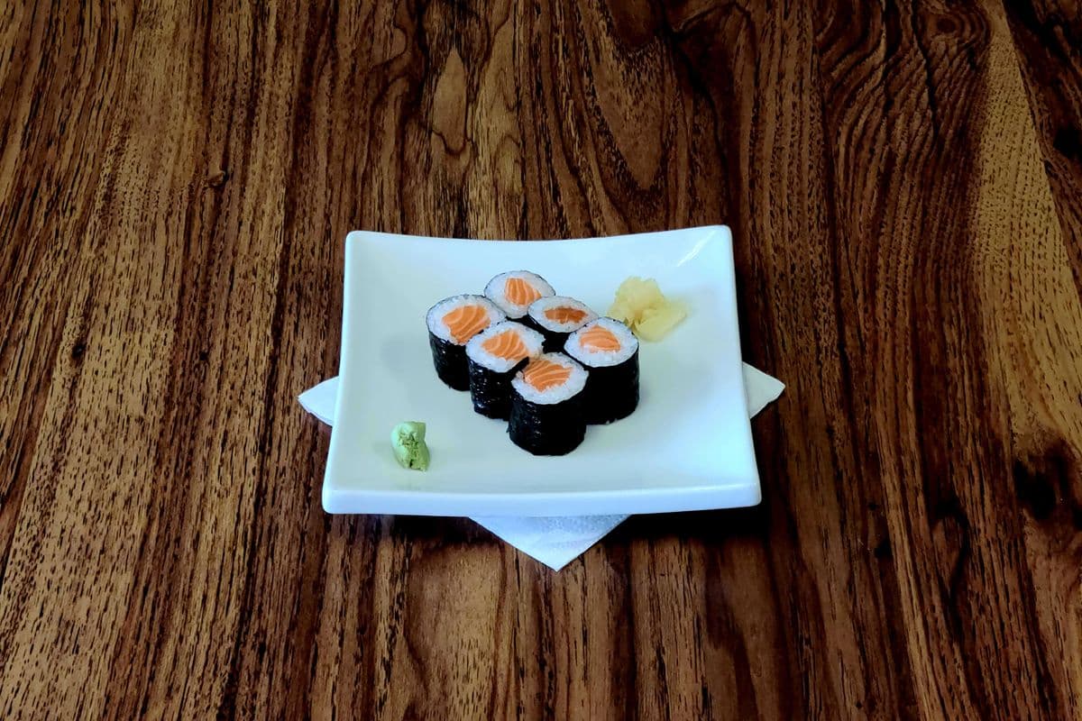 Salmon Maki