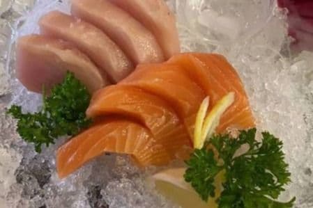 Tuna and Salmon Sashimi (8 pcs)