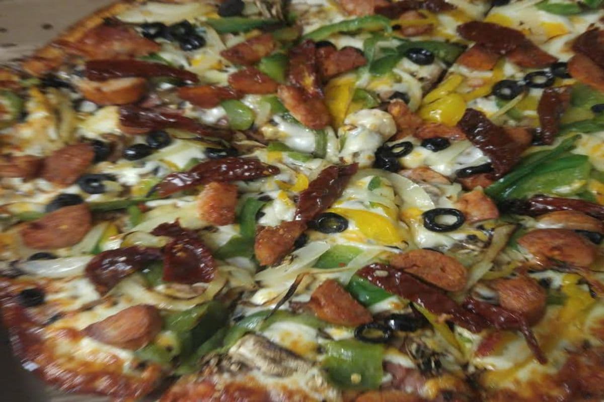 14" Pizza lolo brigida