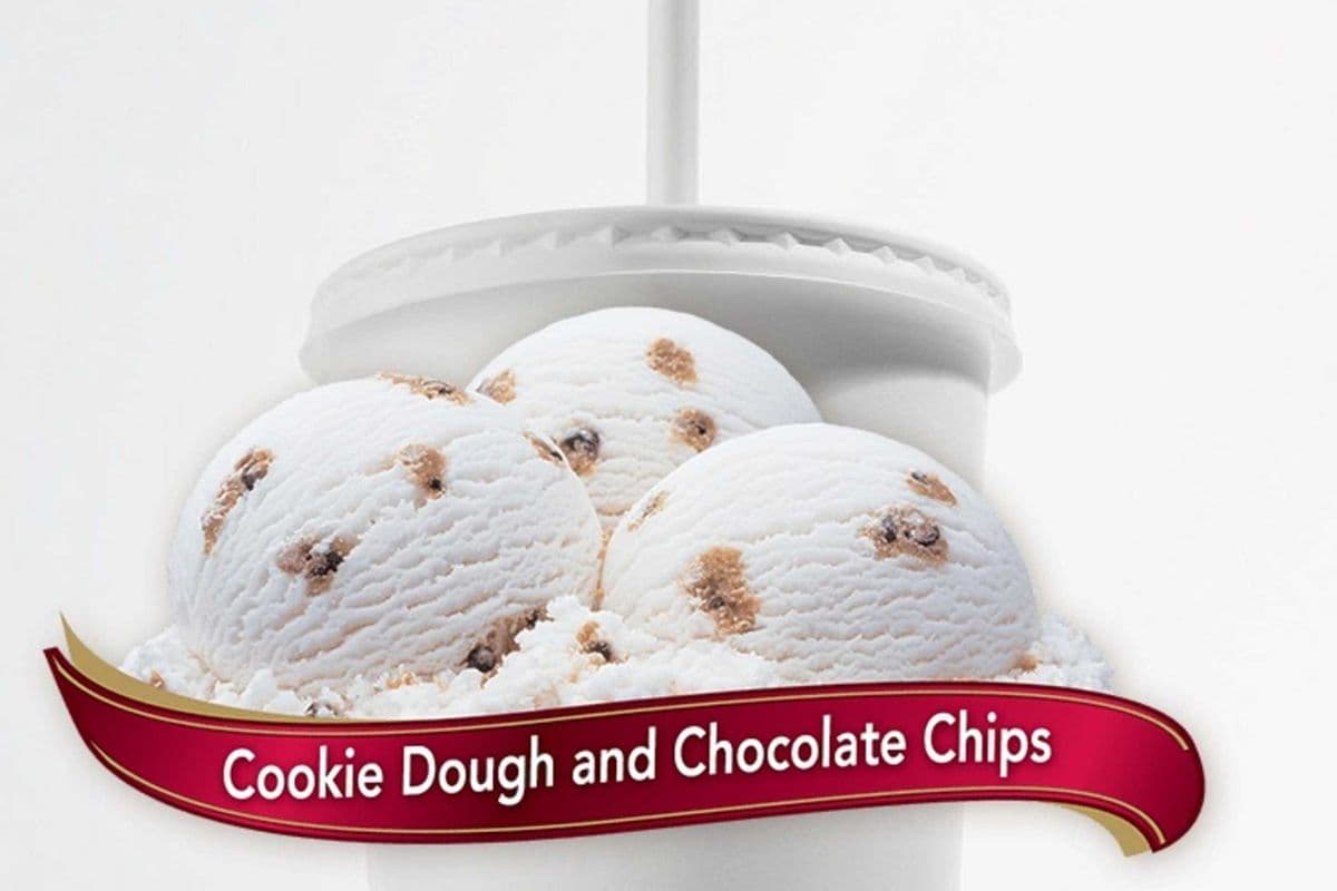 Cookie Dough & Chocolate Chips Milkshake