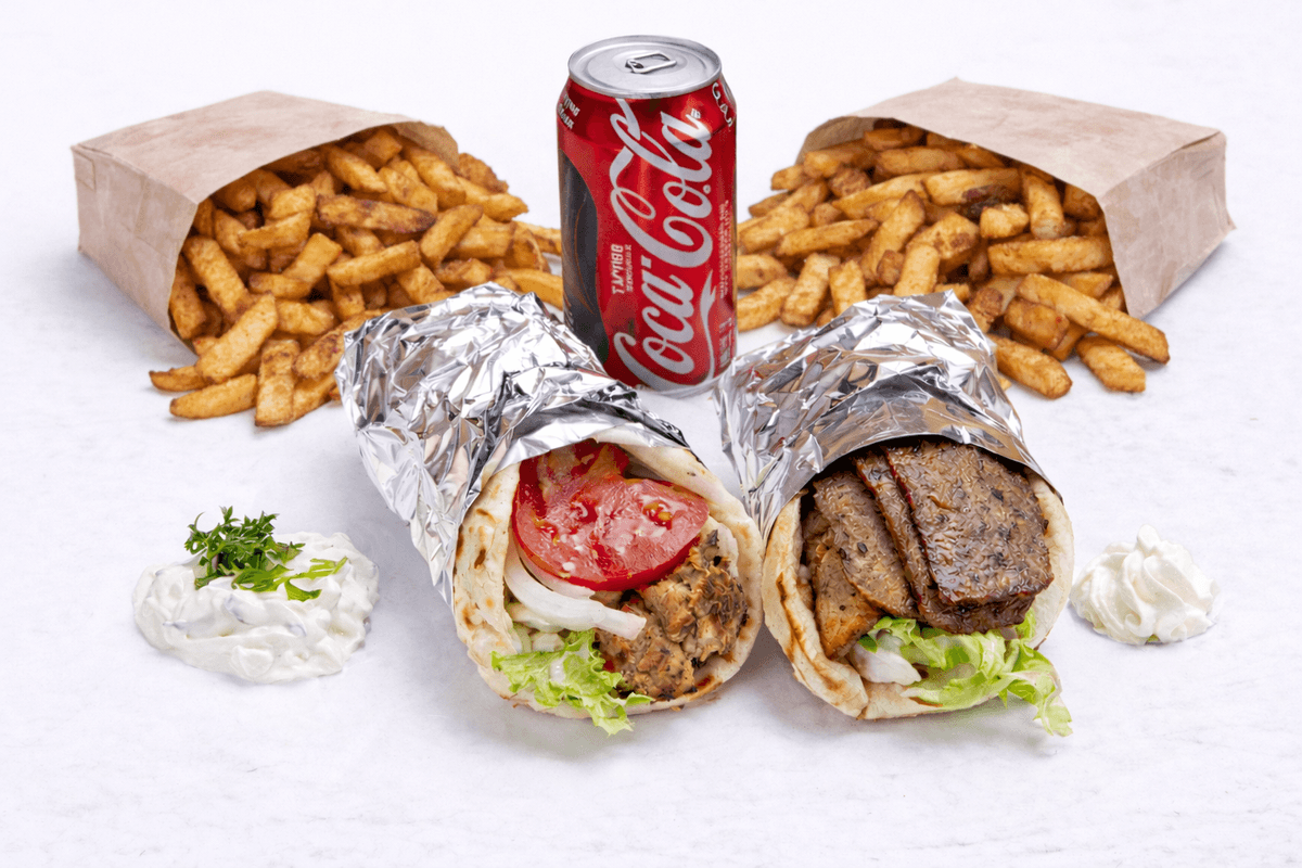 2 Souvlaki au Poulet OU Gyros, 2 Frites et Boisson