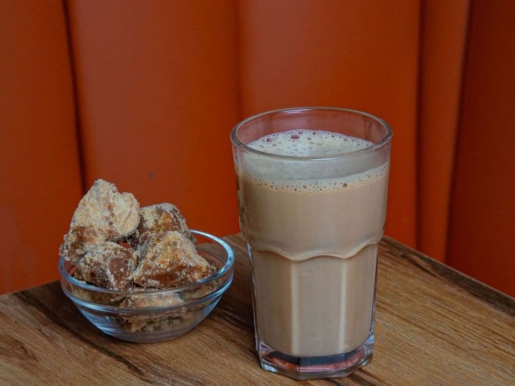 Gur Wali Chai