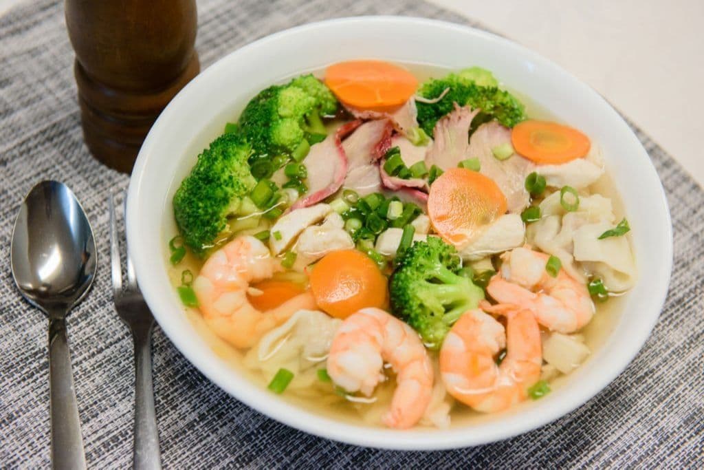 11. Wor Wonton Soup (Large) (32 Oz)