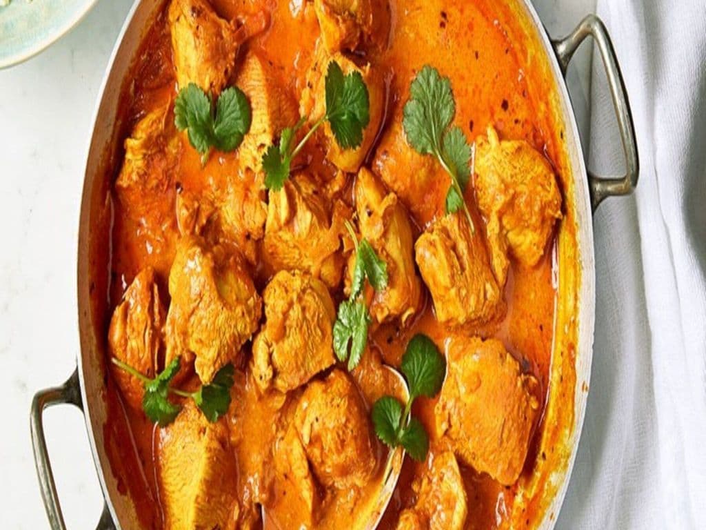 CHICKEN CURRY