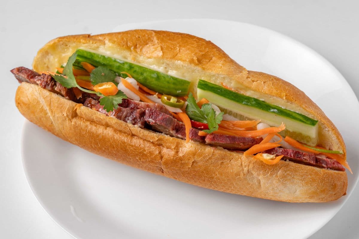 4.Banhmi Porc BBQ Cha Siu
