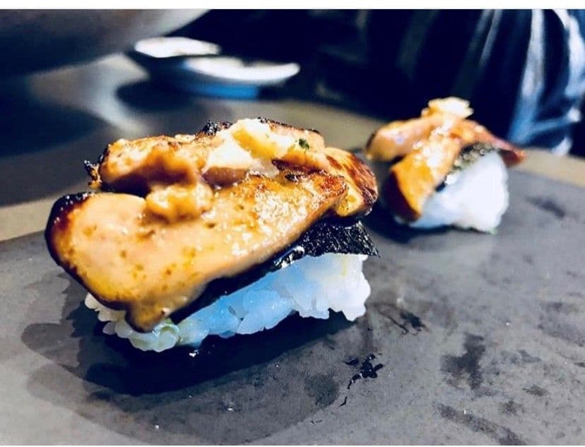 M1. Foie Gras Sushi(2 pcs)- 鹅肝寿司