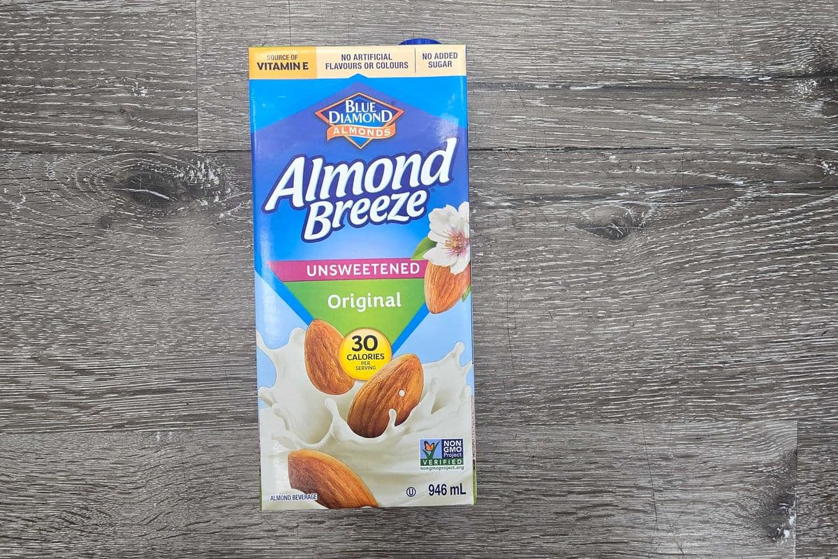 Blue Diamond Original Unsweetened Almond Breeze (946 ml) (946ml)