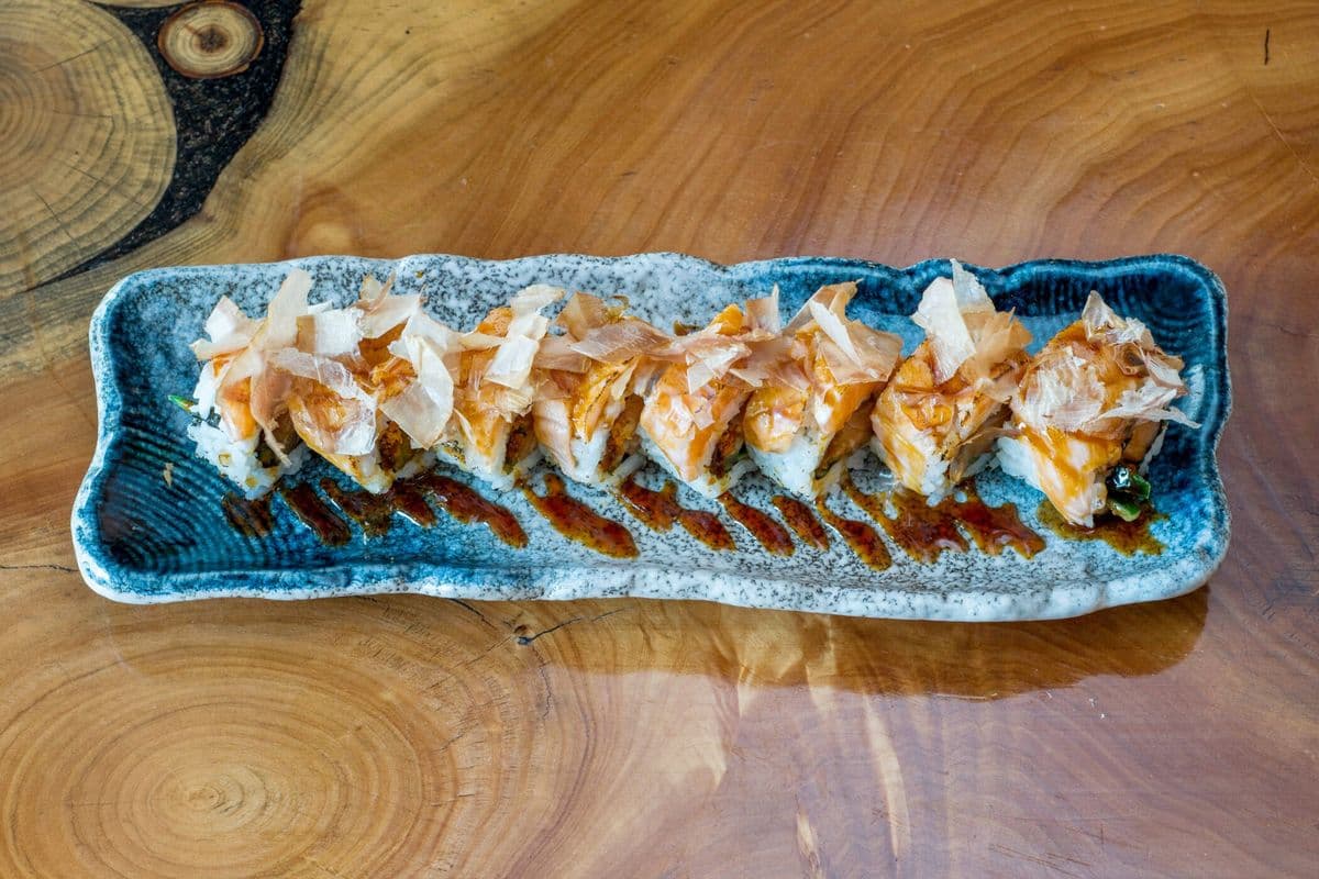 Aburi Salmon Roll
