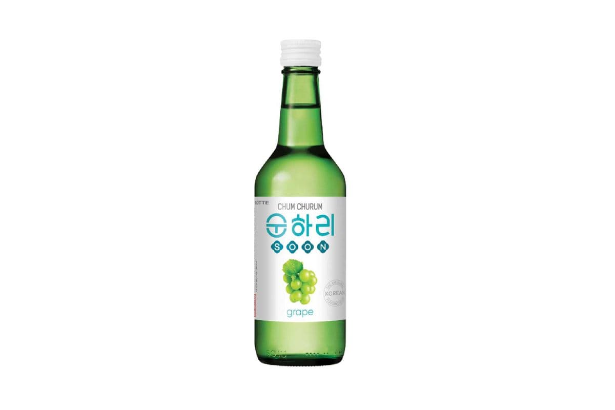 815897. CHUM CHURUM GRAPE - SOJU (1 x 360ML)