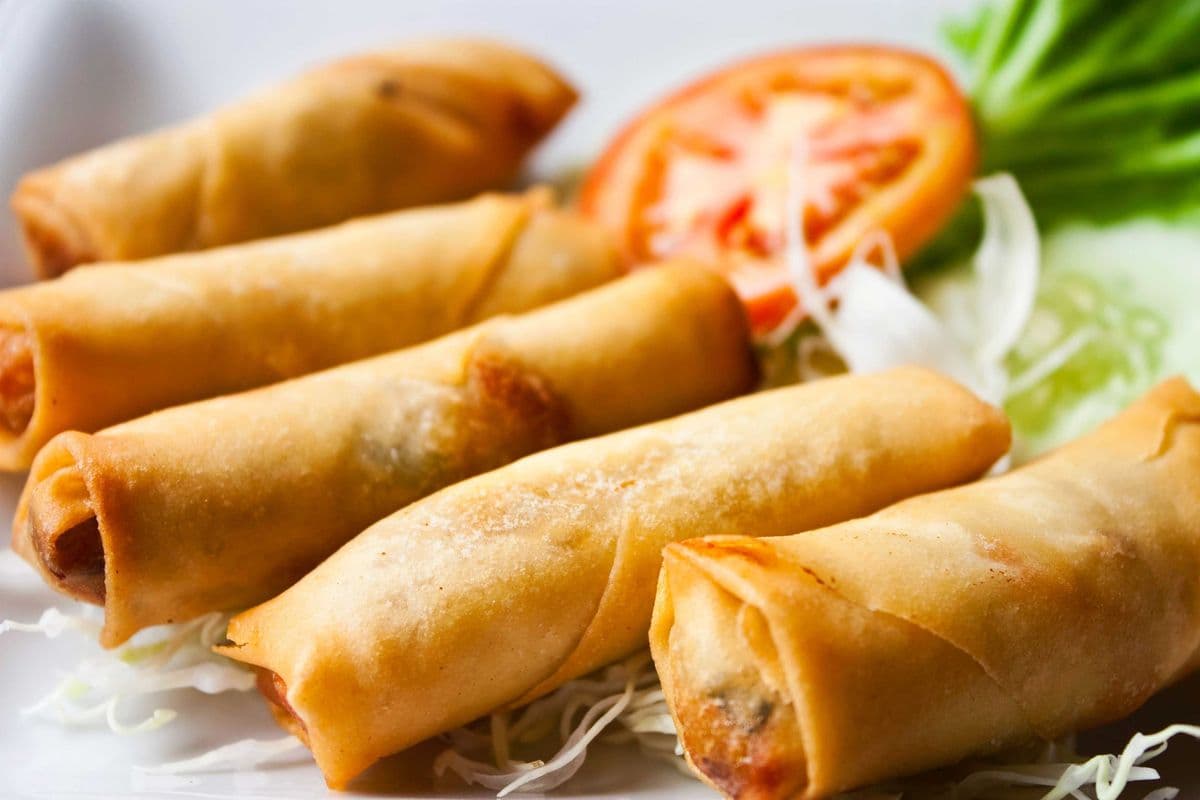 B1. Rouleaux de printemps aux légumes / Vegetarian Spring Rolls (2)