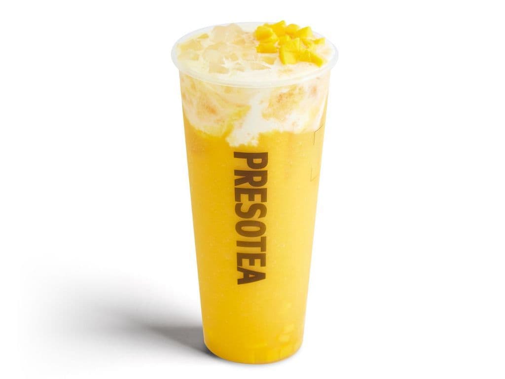 Frappé glacé mangue fraîche, avec lait de coco et aloès / Fresh Mango Coconut Slush with Aloe Vera