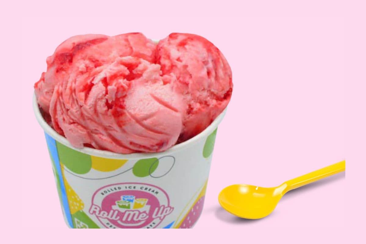 Strawberry Scoop Icecream