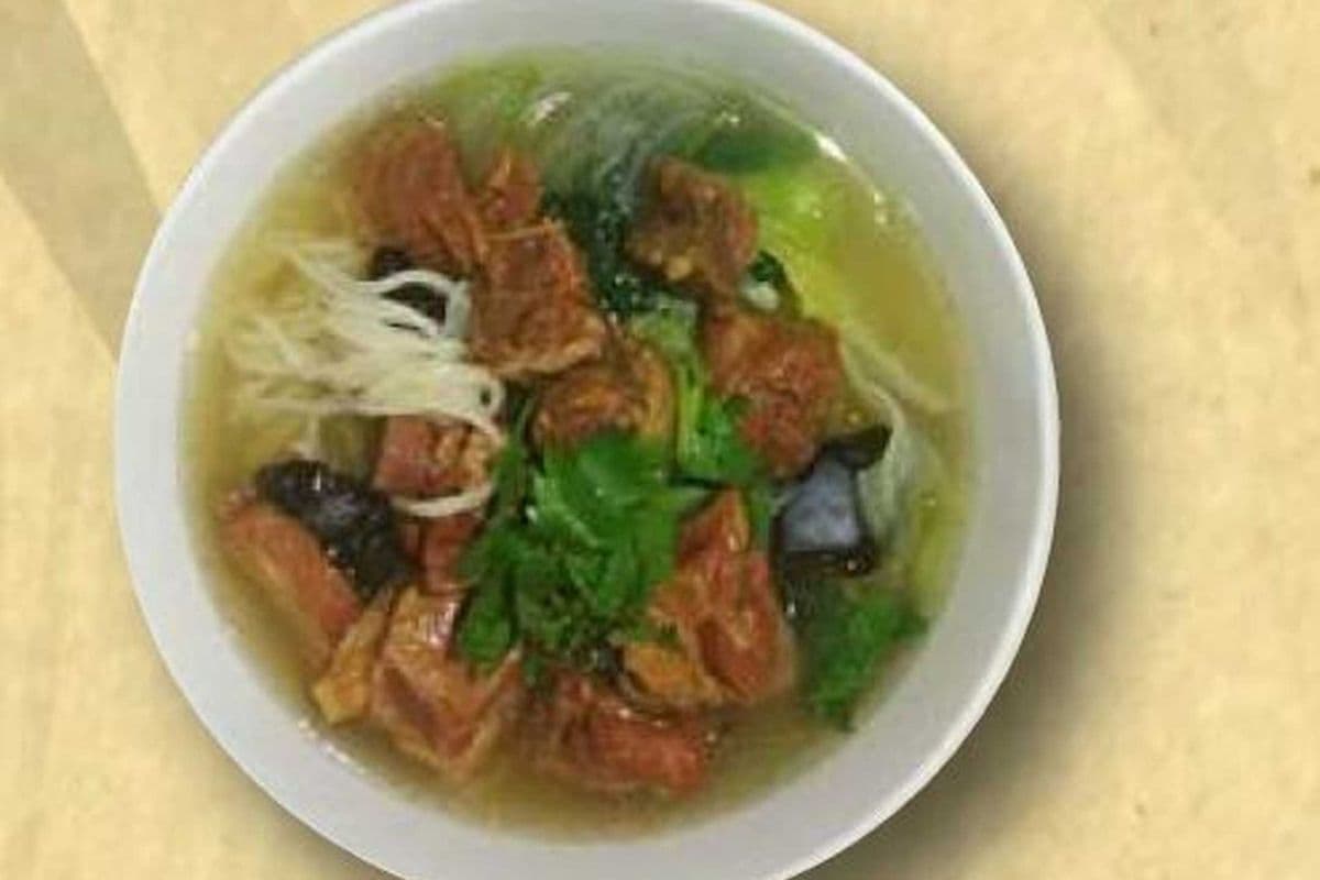 Braised Beef and Rib Noodle Soup 牛腩排骨面