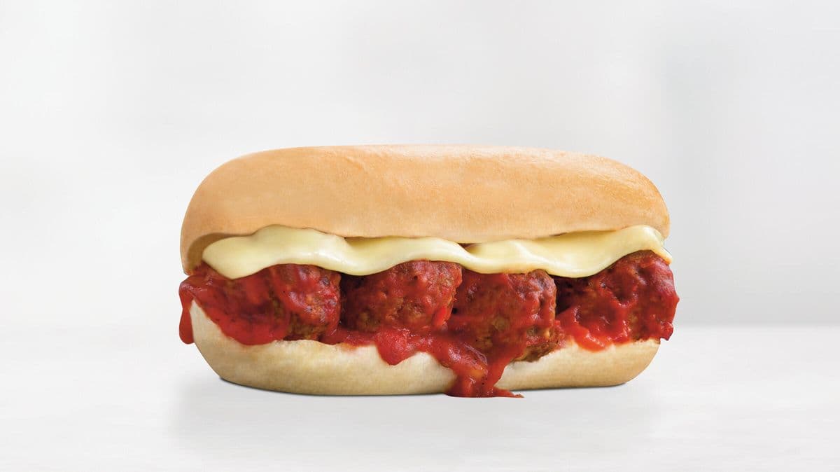 Small Meatball Sub / Petit sandwich aux boulettes de viande