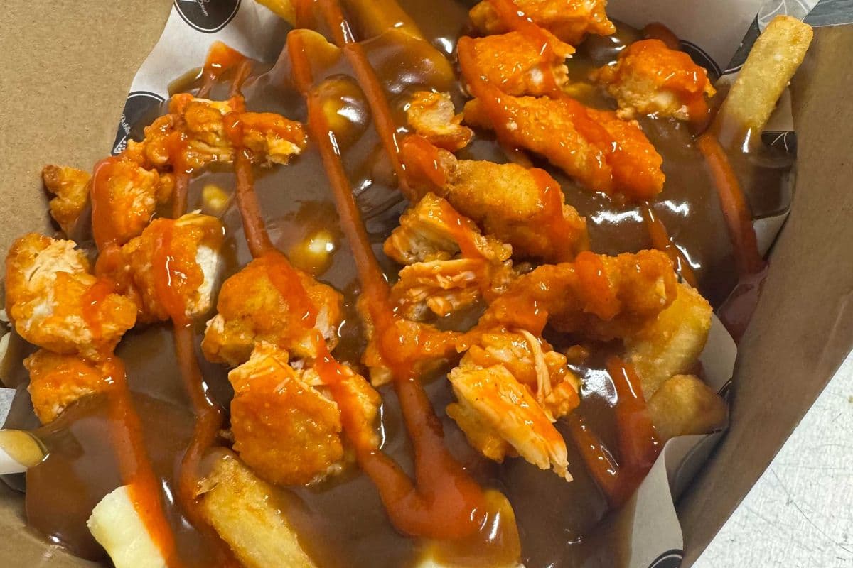 Buffalo Chicken Poutine
