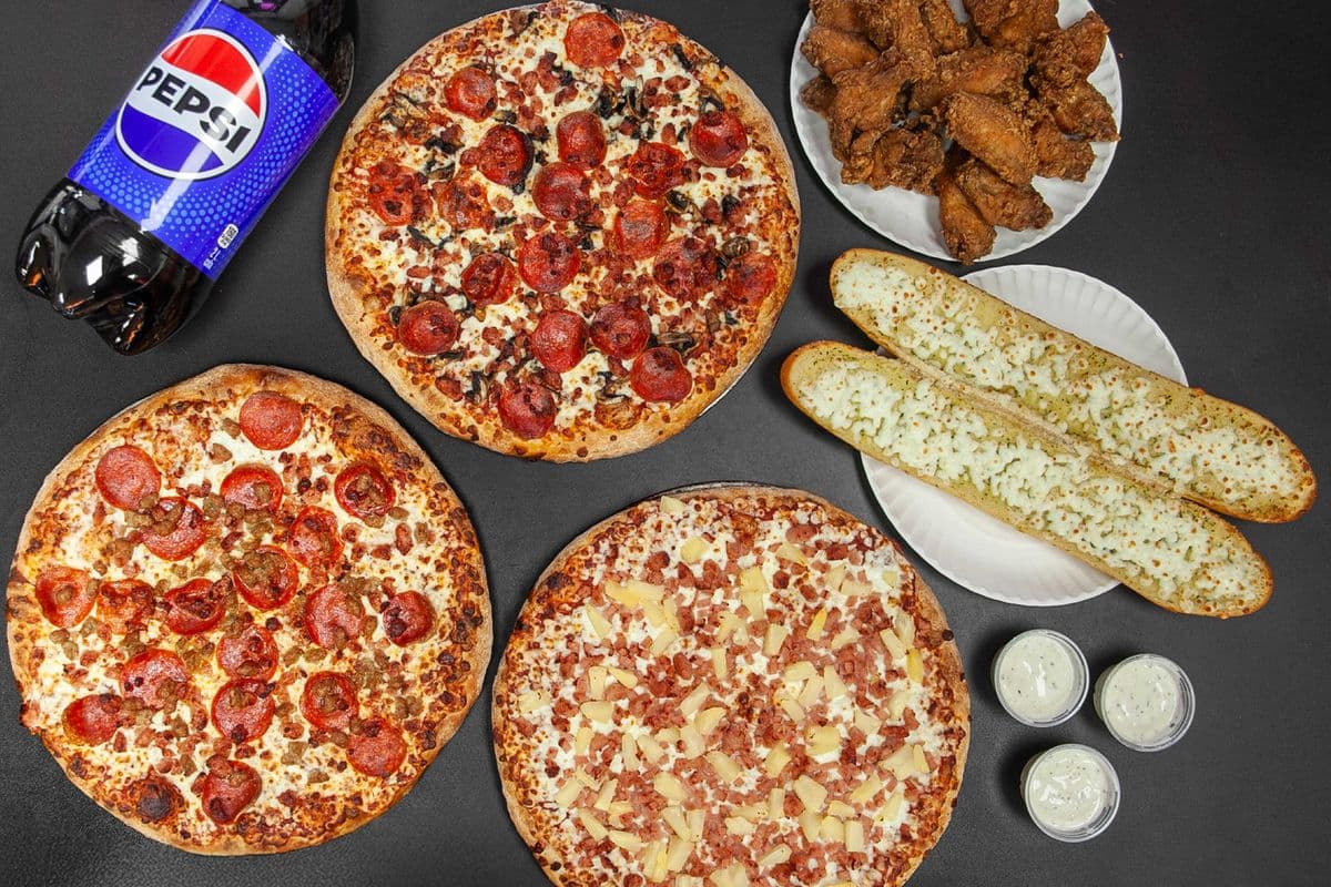 Mega Deal Large Pizza (dipping sauces)