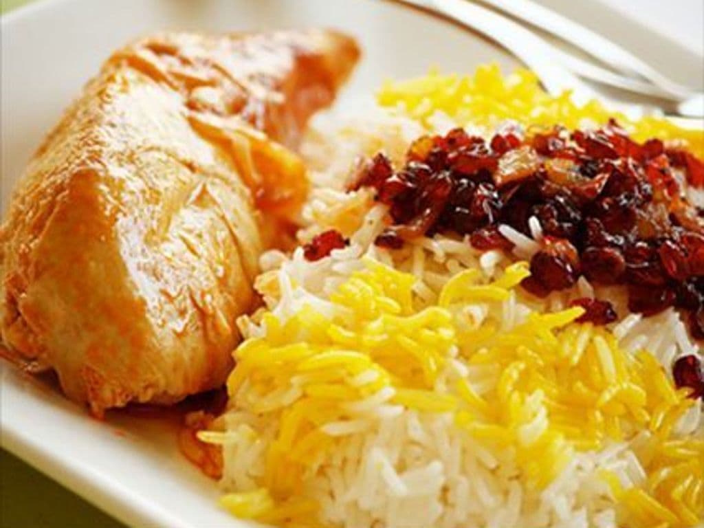 Zereshkpolo With Chicken