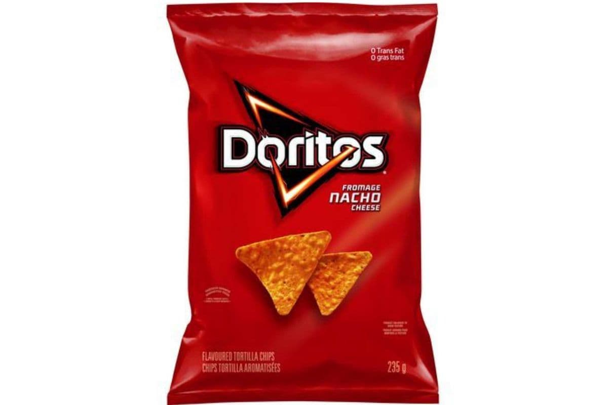 Lay's · Doritos Nacho Cheese (235g)