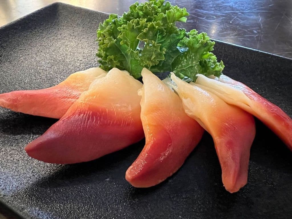 Hokkigai Sashimi