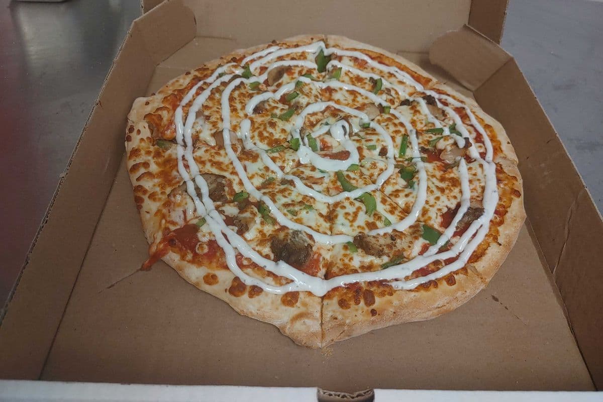 Double Pizza Deal (Medium)