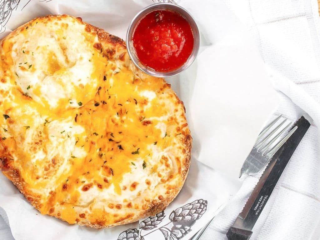 Pain à l'ail gratiné / Garlic Cheese Bread