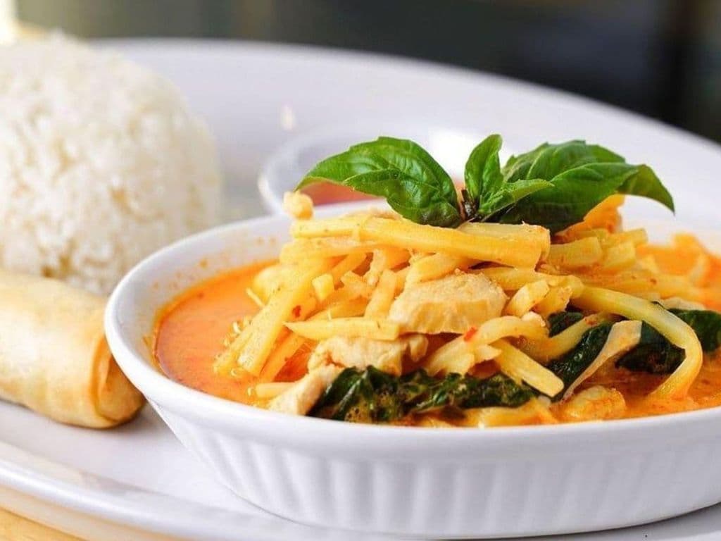 L5R. Red Curry with Bamboo Shoots, Bell Peppers and Basil Leaves
