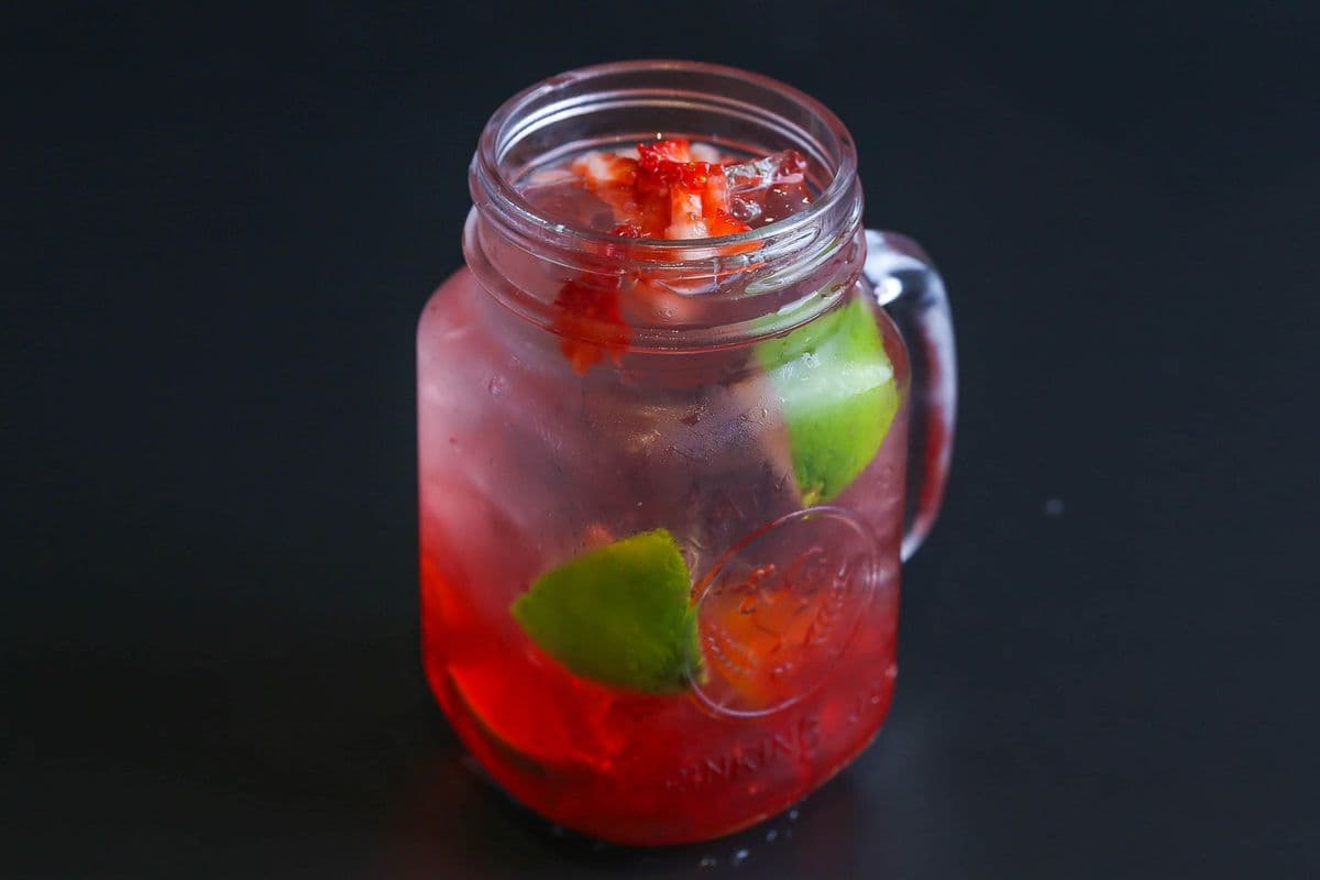 Strawberry and Lime Italian Soda 青檸草莓梳打