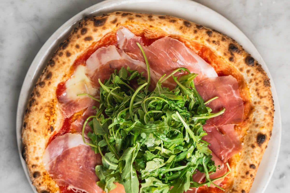 Rucola E Crudo Pizza