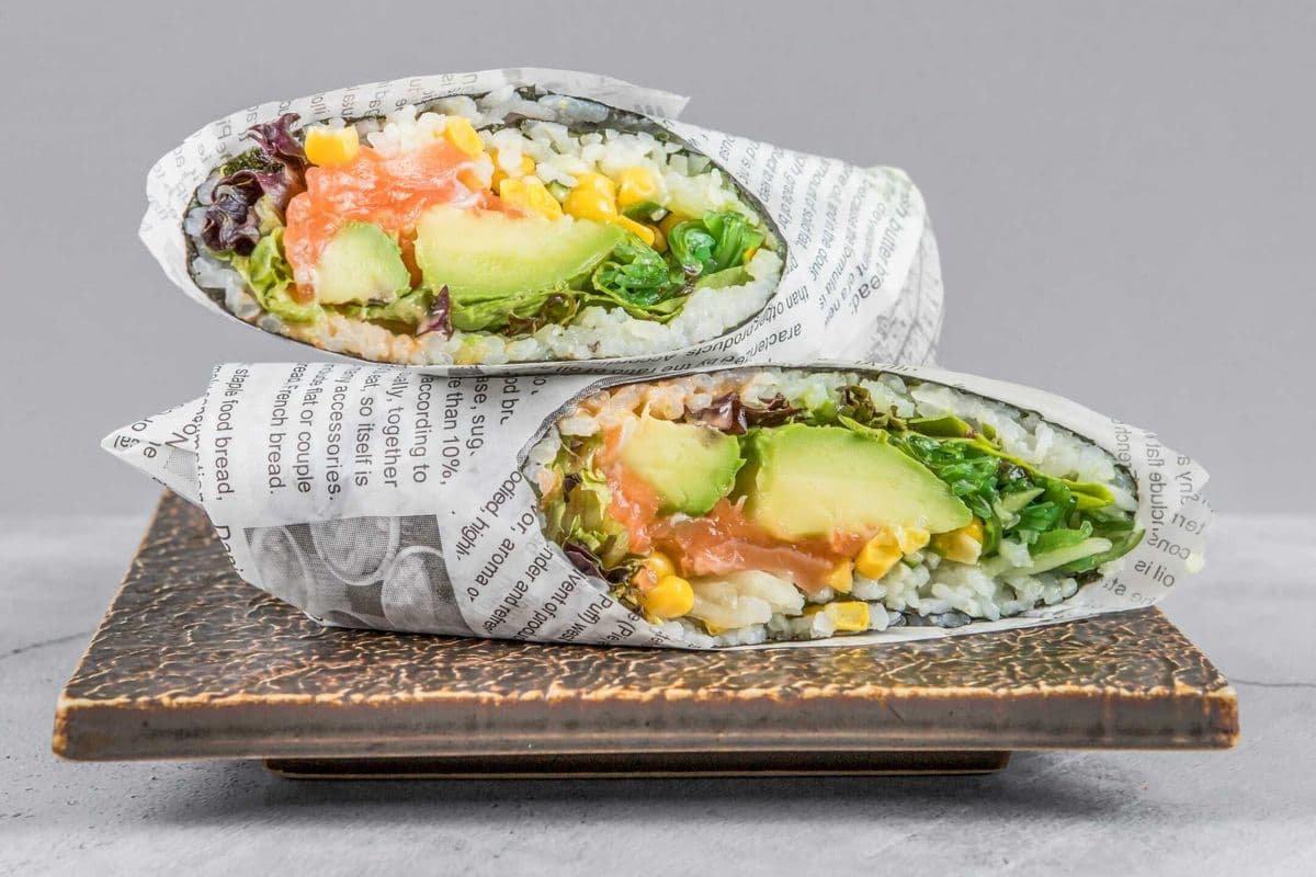 Ug10 Salmon Sushi Burrito 鲑鱼寿司卷饼