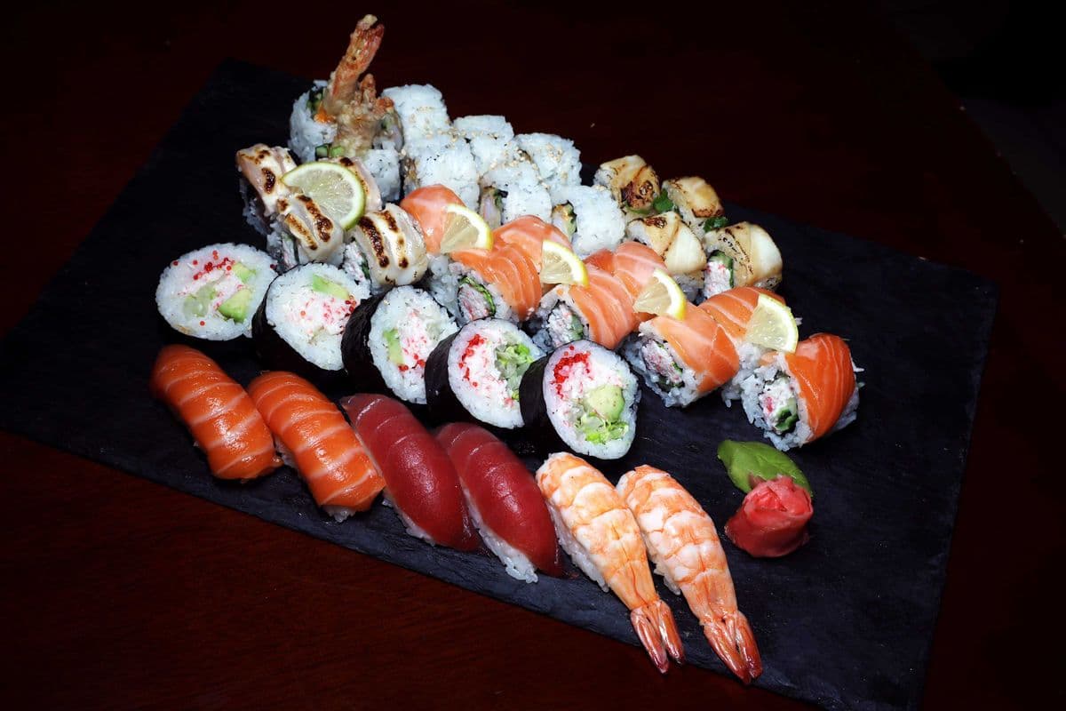 Chef's Choice Platter (35 pcs)