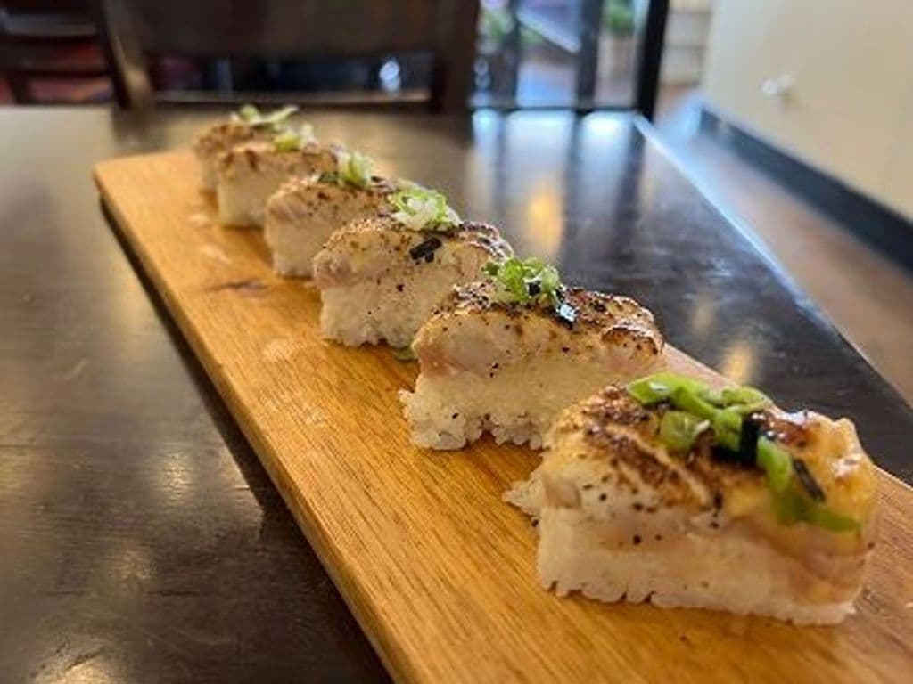 Aburi Tuna Battera