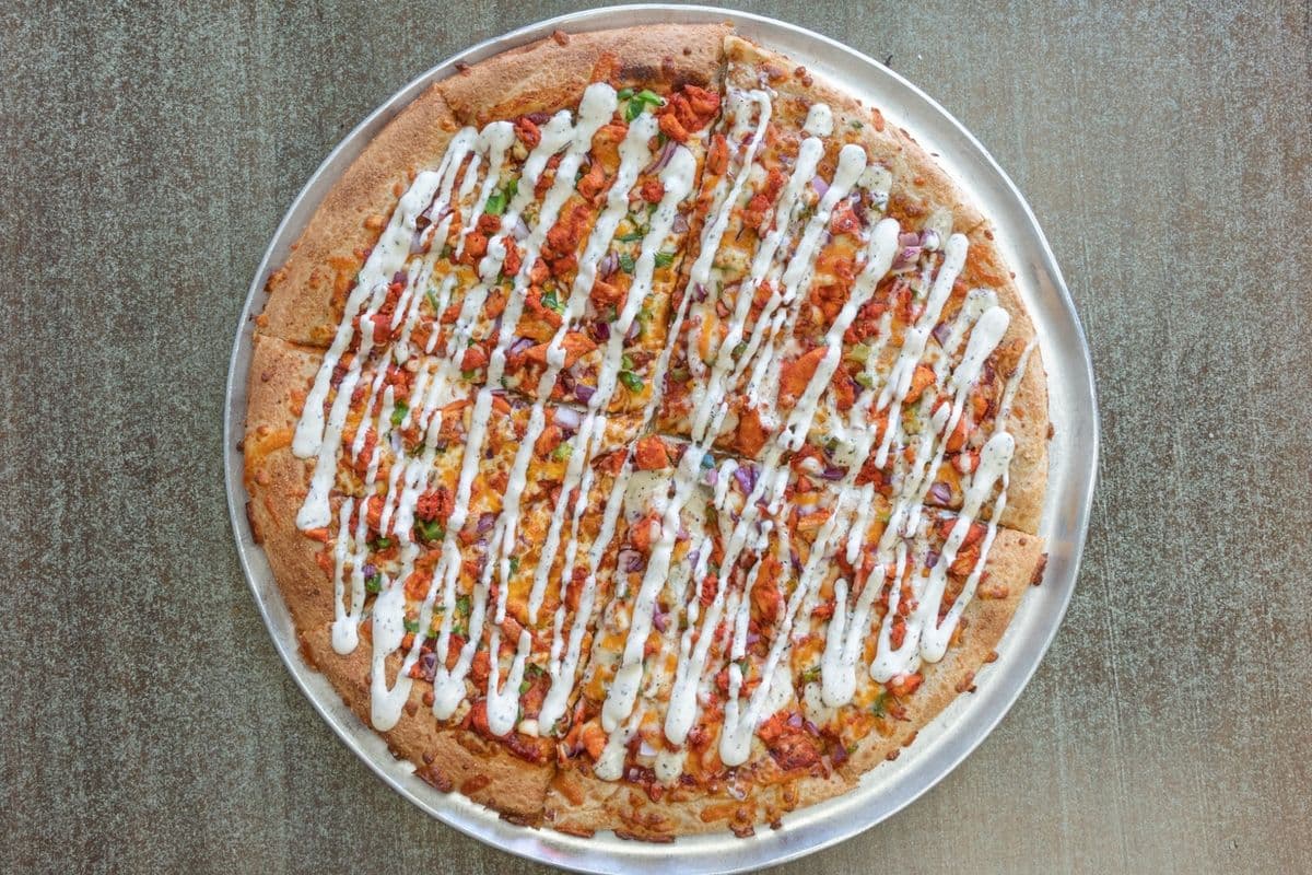 16" Extra-Large Tandoori Chicken Pizza