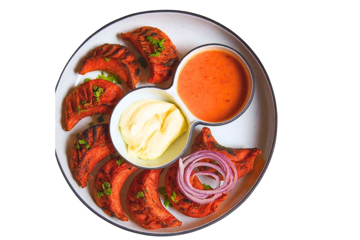 Tandoori Hare Bhare (Green) Momos (8 Pcs)