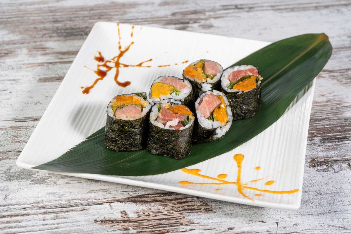 UM29 Uni and Toro maki 海胆大腹吞拿卷