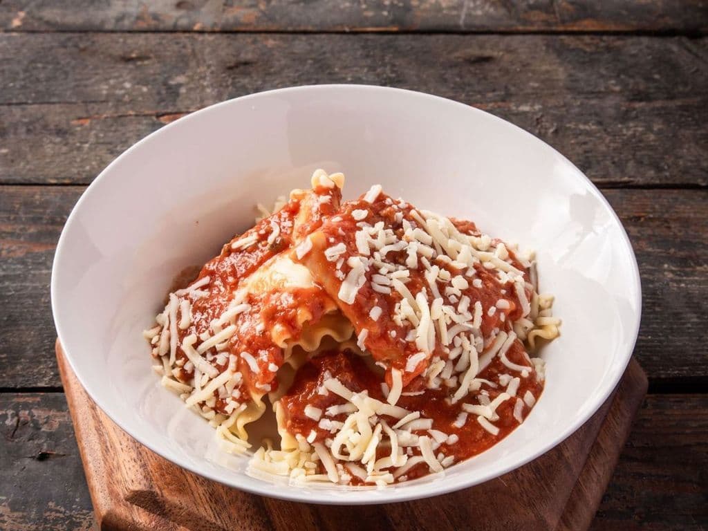 LASAGNE SAUCE À LA VIANDE GRATINÉE
